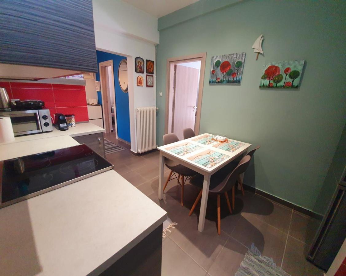 Ilias' Cosy And Relaxing Apartment Athens Exterior photo